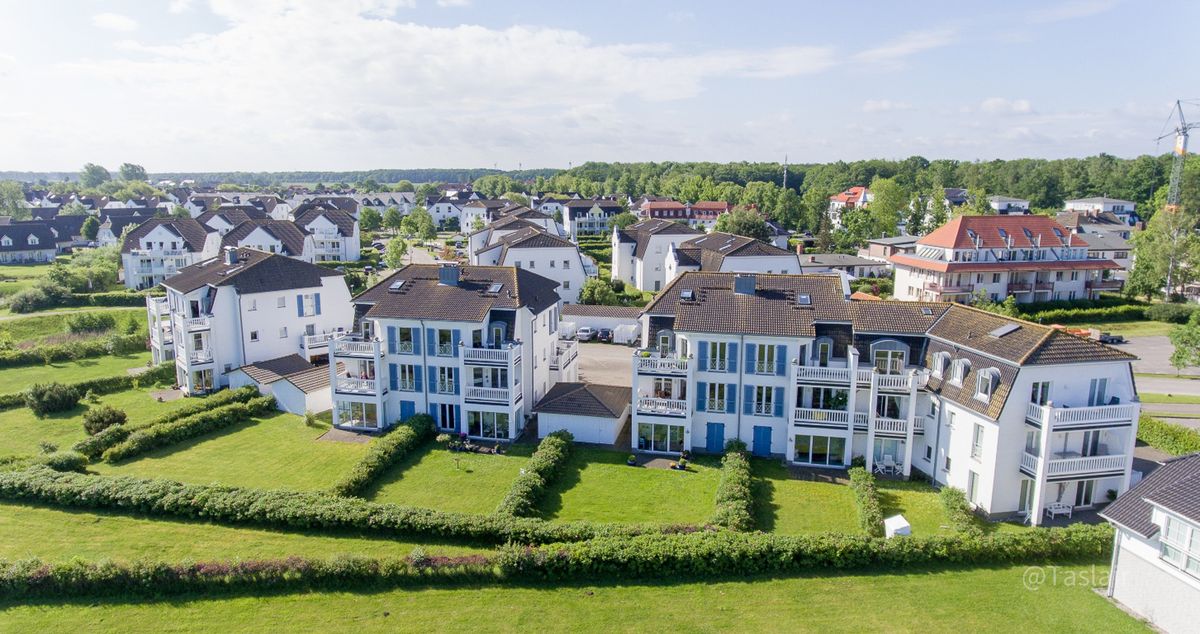 Gepflegte Wohnanlagen mit Gärten in Nienhagen